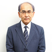 税理士法人新日本経営のスタッフ紹介1