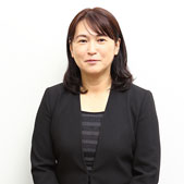 税理士法人新日本経営のスタッフ紹介2